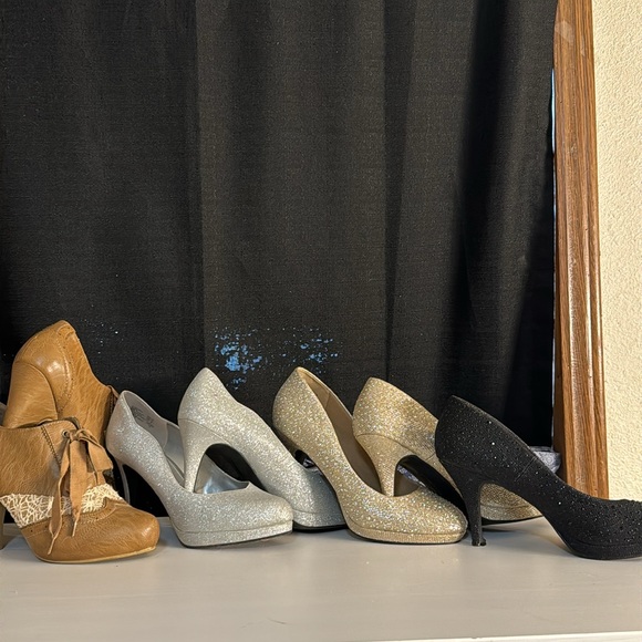 These heels are ....beautiful and fun to walk in.  Definitely a head turner. - Picture 4 of 7